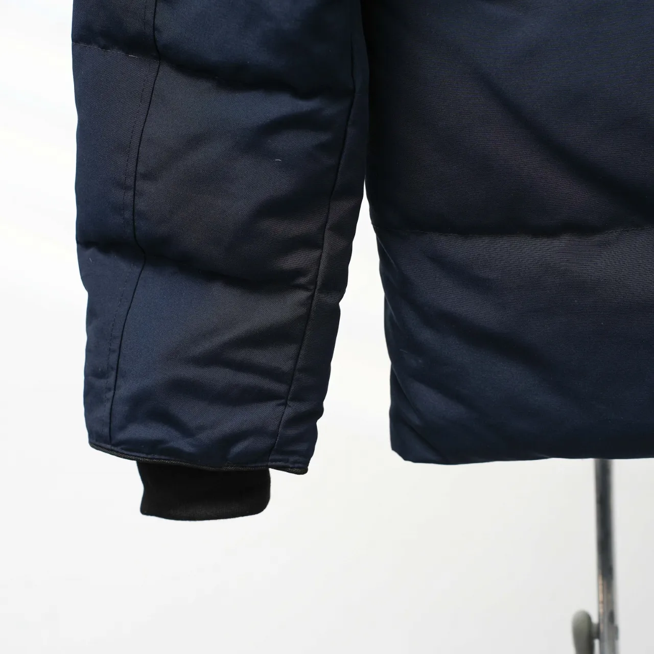 P740 CANADA GOOSE丨Canada Goose 29 New 2048 Hairless Collar Hooded Down Jacket Color: Dark Blue Red Size: XS-XXL